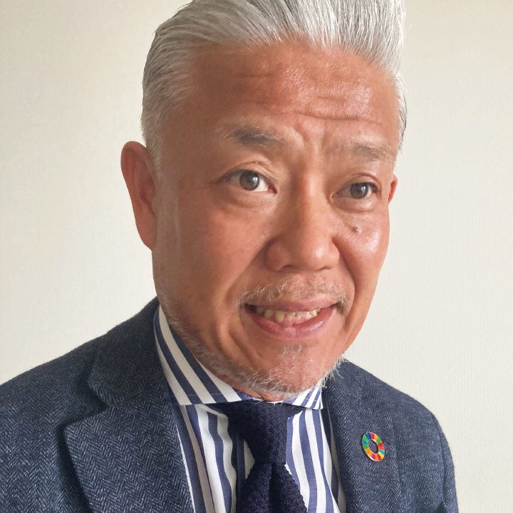 凸版印刷株式会社　新津 庄平